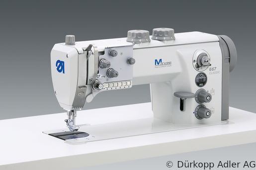 667-180312 Dürkopp Adler 1-Needle lockstitch flatbed bottom feed, needle feed and alternating foot top feed sewing machine (0667 990004 025)