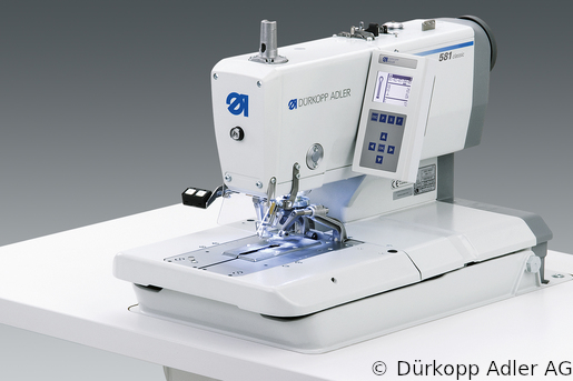 581-112 Dürkopp Adler 1-Needle two thread-chainstitch CNC-controlled buttonholer Clamp- or dog bottom feed and/or clamp-, dog- oder rail top feed (0581 990001 013)