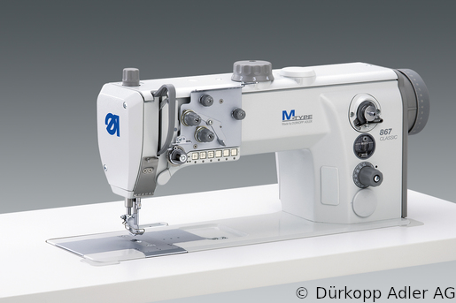 867-190122 Одноигольная машина челночного стежка с плоской платформой. Нижний, игольный транспортеры и верхний альтернирующий транспортер лапка (0867 990018 042)