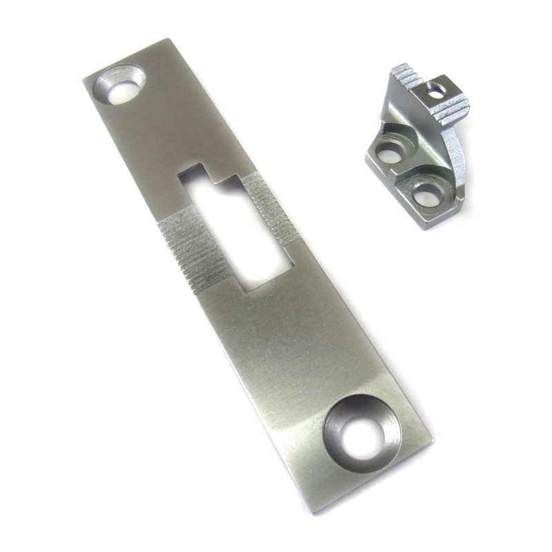 KH2828-NPT Needle Plate + KH2828-FDT Feed Dog — Needle Plate and Feed Dog Set for Juki LU-2828-7 Feed dog feeding Width : 7.5mm