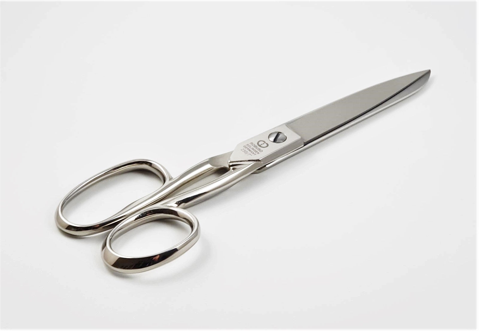 ROBUSO sewing scissors 250/E/7" with one long eye & nickel plated