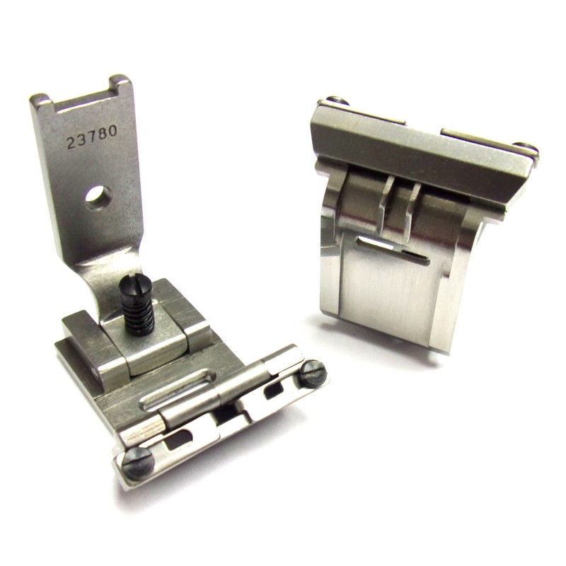 23780R Grooved Tape Attaching Foot with Roller — Grooved Tape Attaching Foot with Roller for Singer / Juki Zigzag Machine Elastic tape size can be adjusted. Elastic Tape Size : 3 ~ 15mm Needle Hole Width : 11mm Presser Foot Width : 22mm Groove Width : 15mm