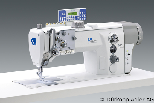867-190125-M Одноигольная машина челночного стежка с плоской платформой. Нижний, игольный транспортеры и верхний альтернирующий транспортер лапка  Встроенный привод M-TYPE  (0867 990223 012)