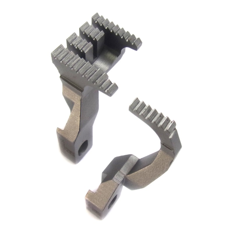 257277-16F Main Feed Dog + 257297-16F Differential Feed Dog — Feed Dog for Pegasus Coverstitch Machine Suitable for machine: