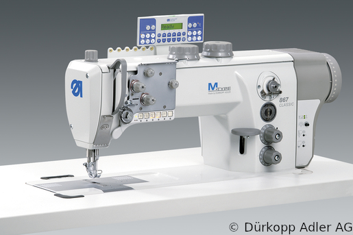 867-190322-M Dürkopp Adler 1-Needle lockstitch flatbed bottom feed, needle feed and alternating foot top feed, integrated sewing drive sewing machine (0867 990203 079)