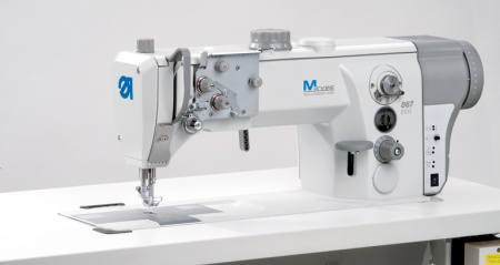 Dürkopp Adler 867 M-Type Single or Double Needle Flat Bed Lockstitch Sewing Machine with Bottom Feed, Needle Feed and Alternating Top Feed for Medium to Heavy-Duty Materials