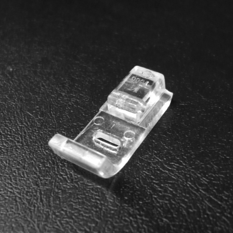 T-086 Plastic Presser Feet — Presser Foot Width : 11.5 mm Needle Hole Size : 6 mm x 1.5 mm