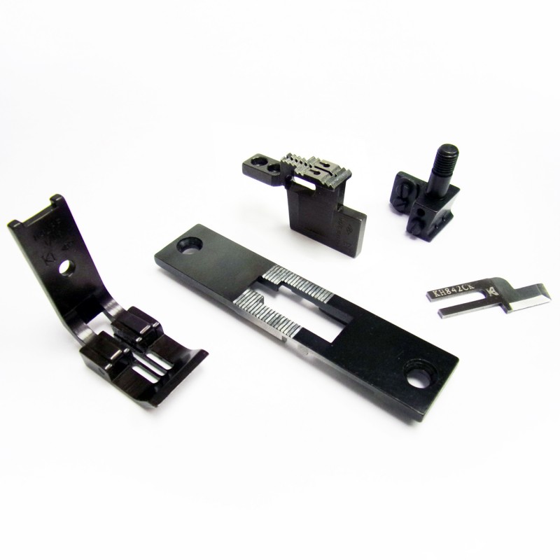 KH1152T Gauge Set with Center Knife — Double Needle Gauge Set with Center Knife (for Placket) Full set includes: Suitable for machine: